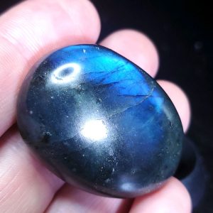 Labradorite Palm stone A