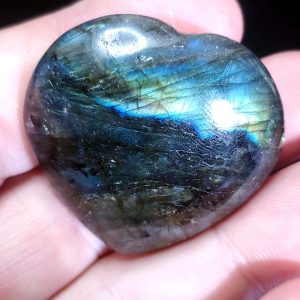 Labradorite Heart palm stone B